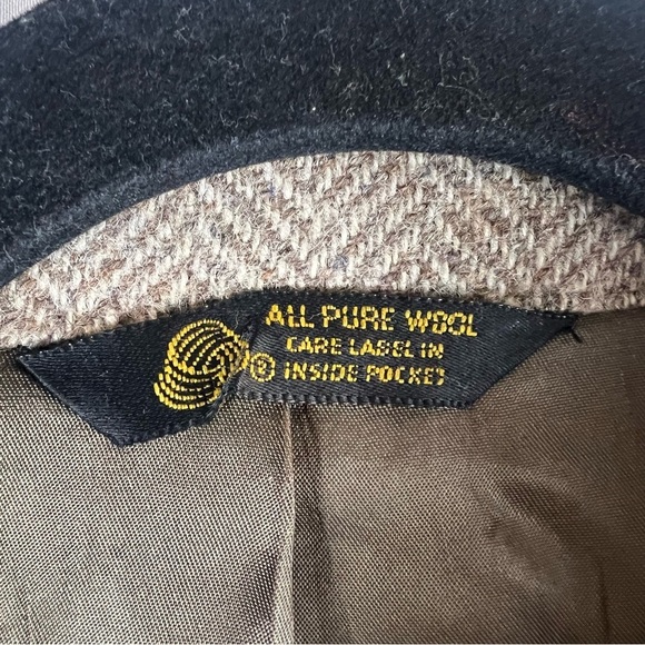 Vintage Claridge Wool Herringbone Elbow Patch Sports Coat  Classic Brown - Picture 8 of 17